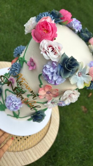 Floral Cake | Meath - Image 9