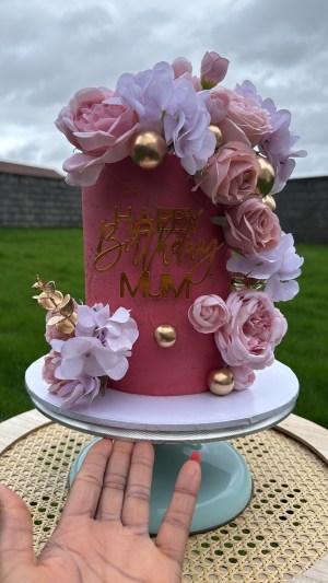 Floral Cake | Meath - Image 7