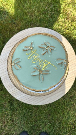 Palette Knife Design Cake|Kells Bakery